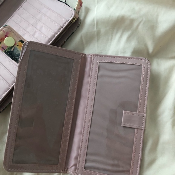 Pink butterfly wallet - Picture 8 of 9